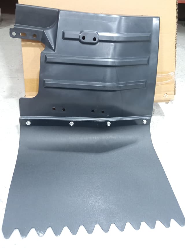 نسافه كفر أمامي ديناء 2009-2022 يمين ويسار 